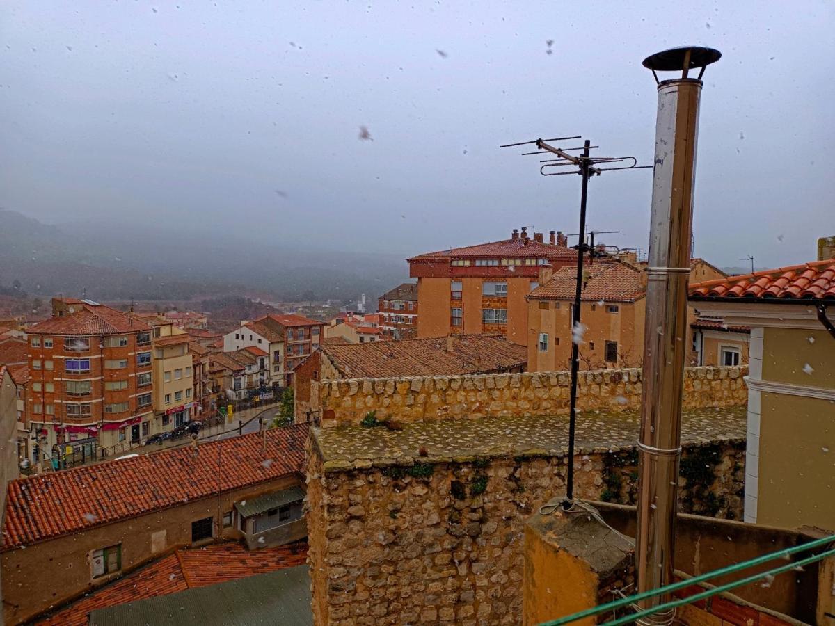 Apartamento 3 habitaciones en el centro de Teruel Exterior foto